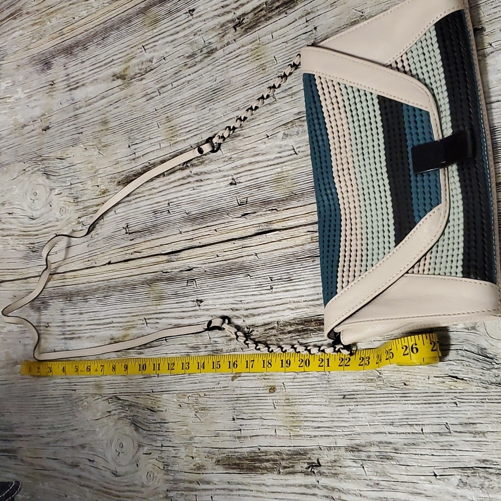 ELLIOT LUCCA CROSSBODY PURSE
